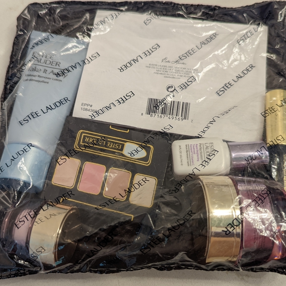 Estee Lauder travel size skin care items